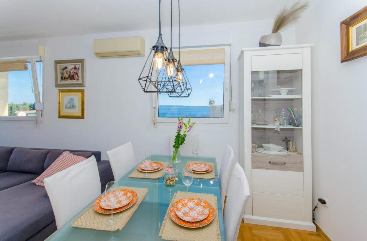 Modern Apartment With Sea View And Secure Garage Split Eksteriør bilde