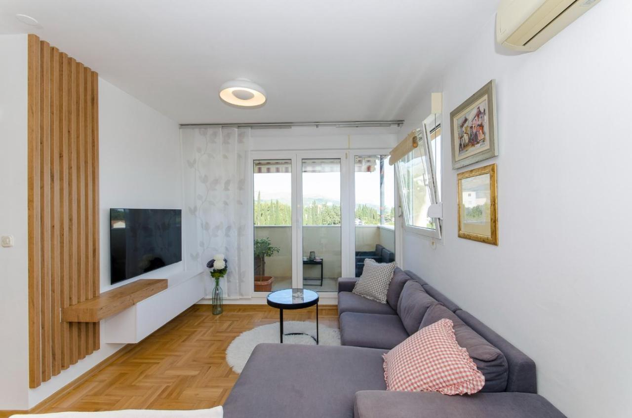 Modern Apartment With Sea View And Secure Garage Split Eksteriør bilde