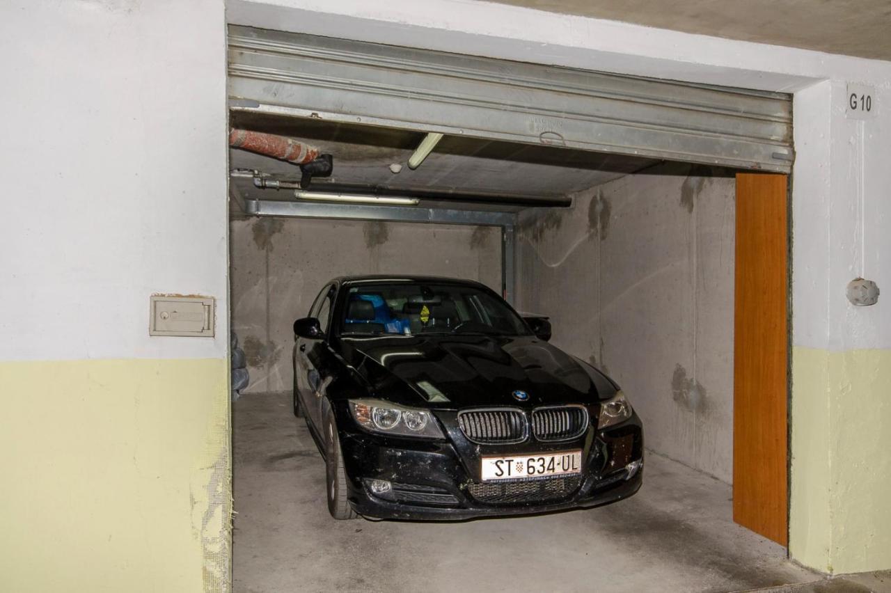 Modern Apartment With Sea View And Secure Garage Split Eksteriør bilde